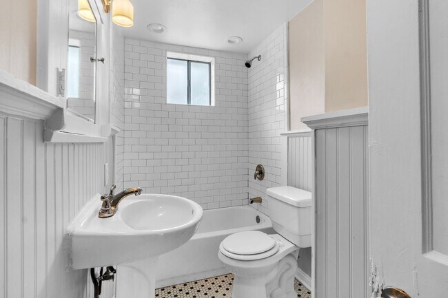 Building Photo - Fully Updated 3-Bed/1-Bath Memphis Home – Bright, Modern & Move-In Ready!