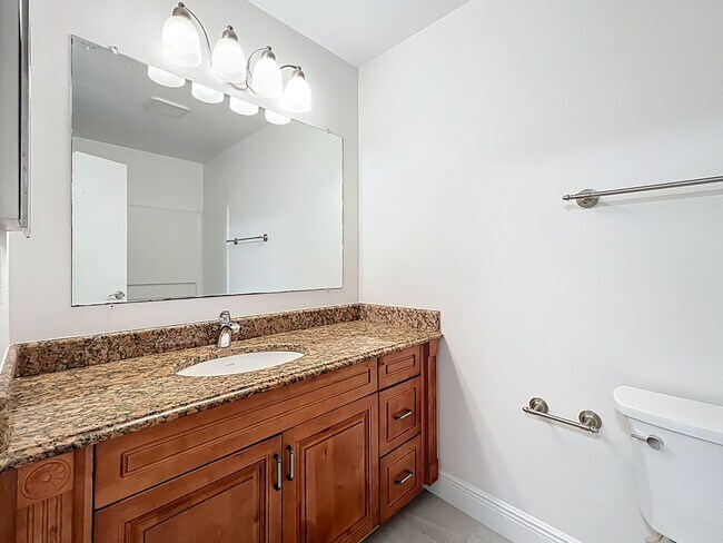 Building Photo - 2580 Grassy Point Dr