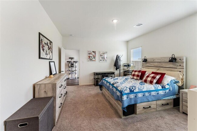 Building Photo - 10138 California Lily Ln