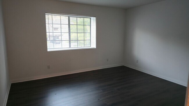 Building Photo - Bell Canyon 5-Bedroom Home with Panoramic Valley Views – Expansive Yard & Gated Community