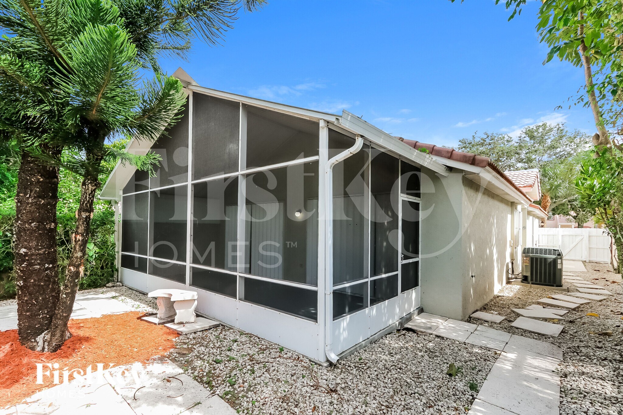 Building Photo - 4652 Concordia Ln