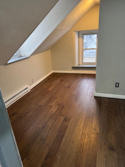 Building Photo - 1116 Old York Rd