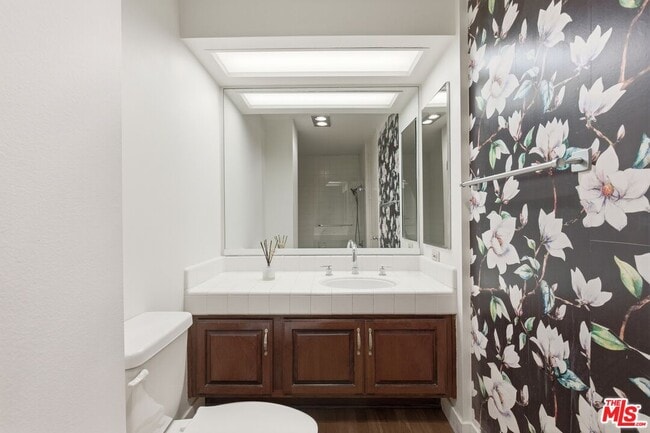 Building Photo - 211 S Spalding Dr