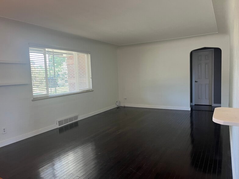 Building Photo - 4660 Perry St