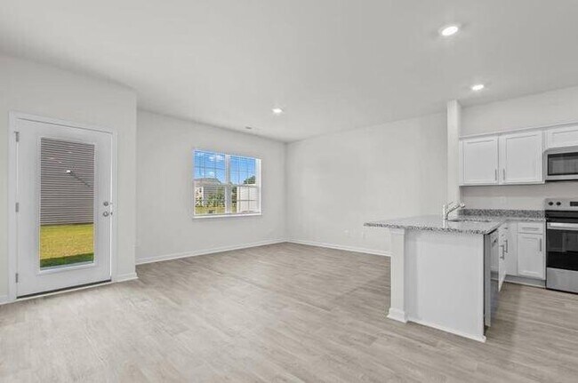 Building Photo - 117 Kimber Dr