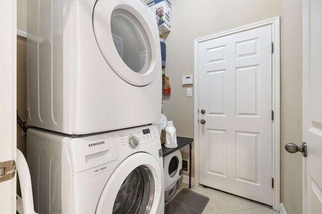 Building Photo - 3517 Penelope Way