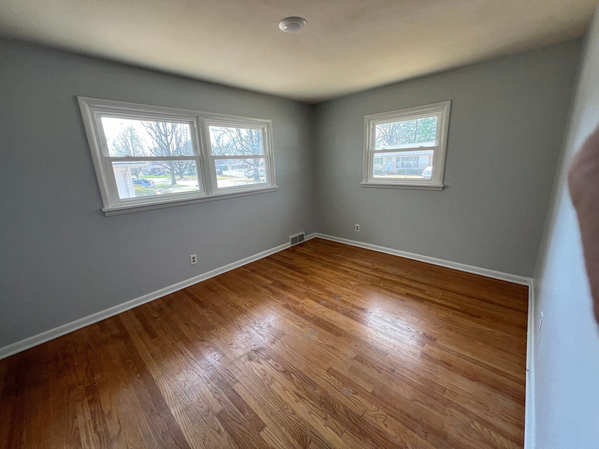 Building Photo - 120 Alberto Ln