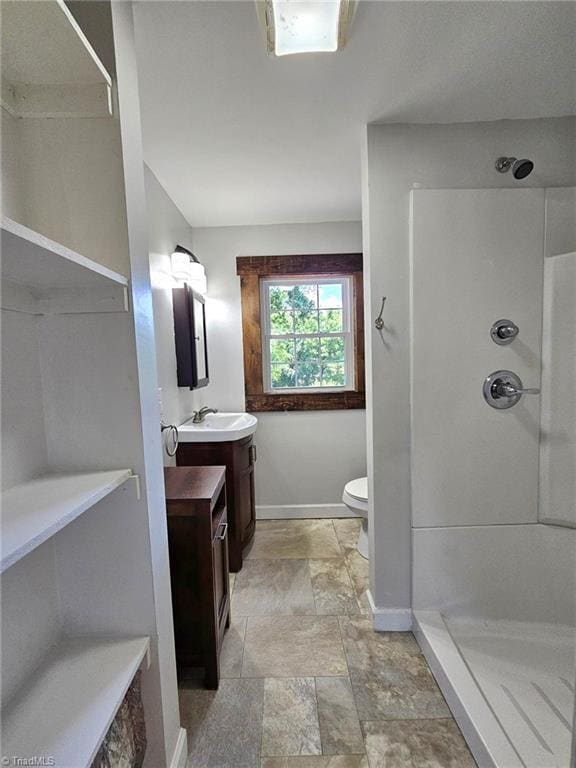 Building Photo - 127 Waterfalls Ln