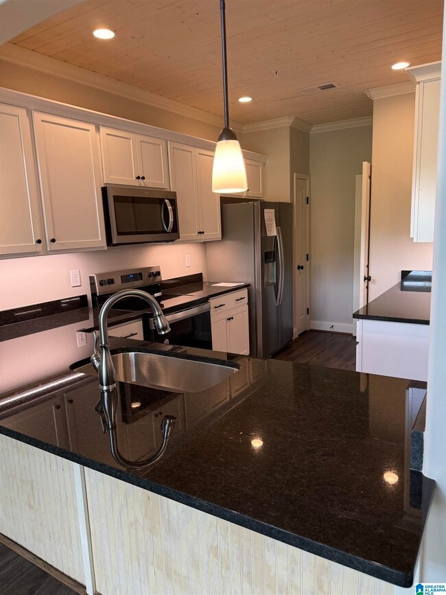 Building Photo - 4429 Lennox Pl