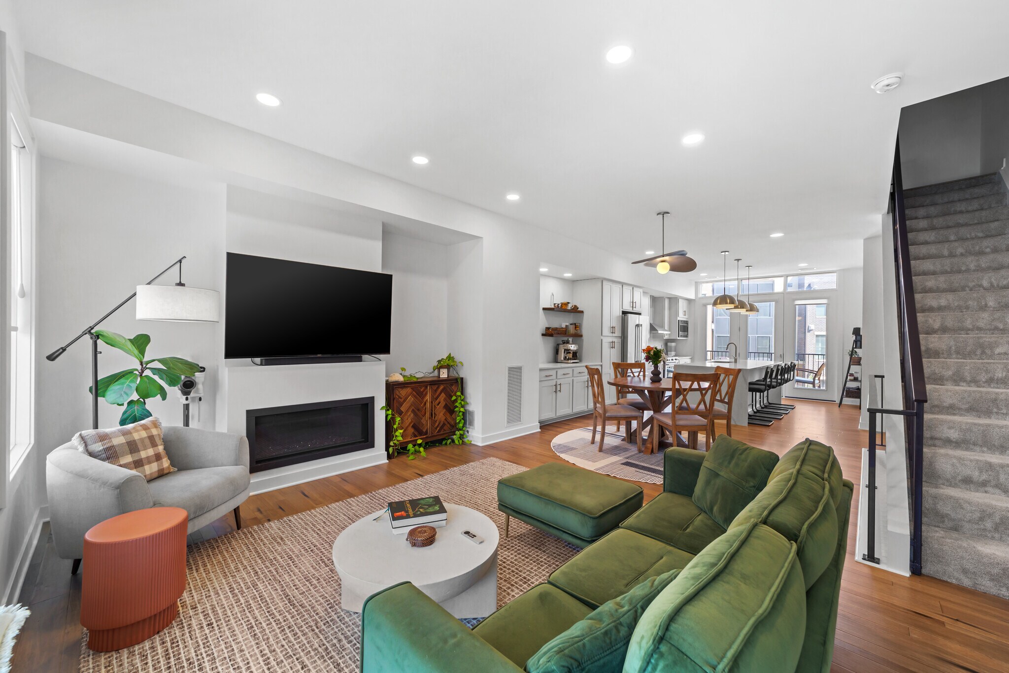 Building Photo - 11206 N Park Pl