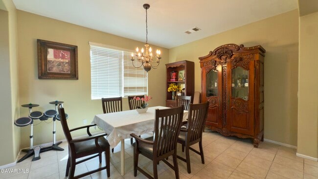 Building Photo - 2234 Avenida del Mar