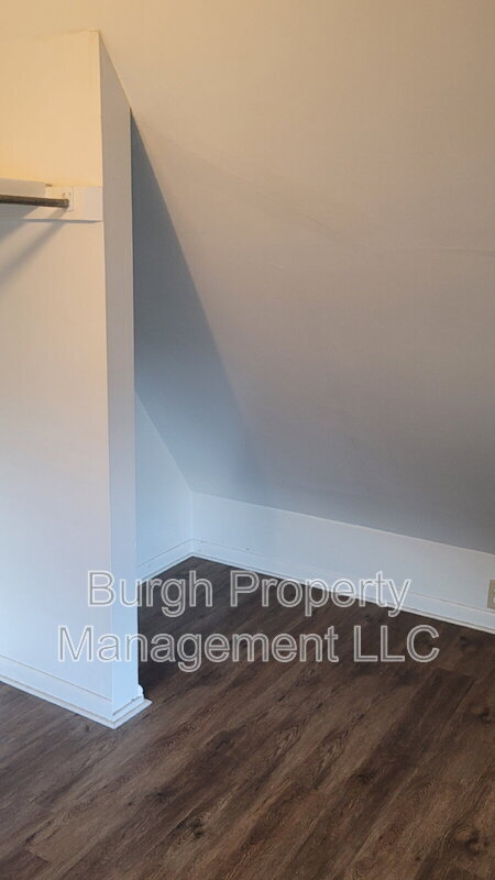 Building Photo - 725 Addison St