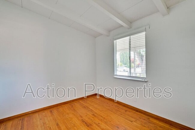 Building Photo - 2343 Jackson St
