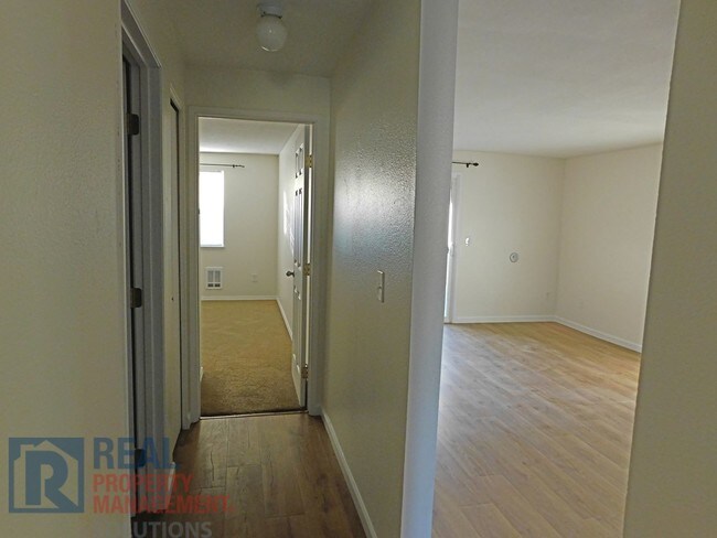 Building Photo - 3404 19th Ave