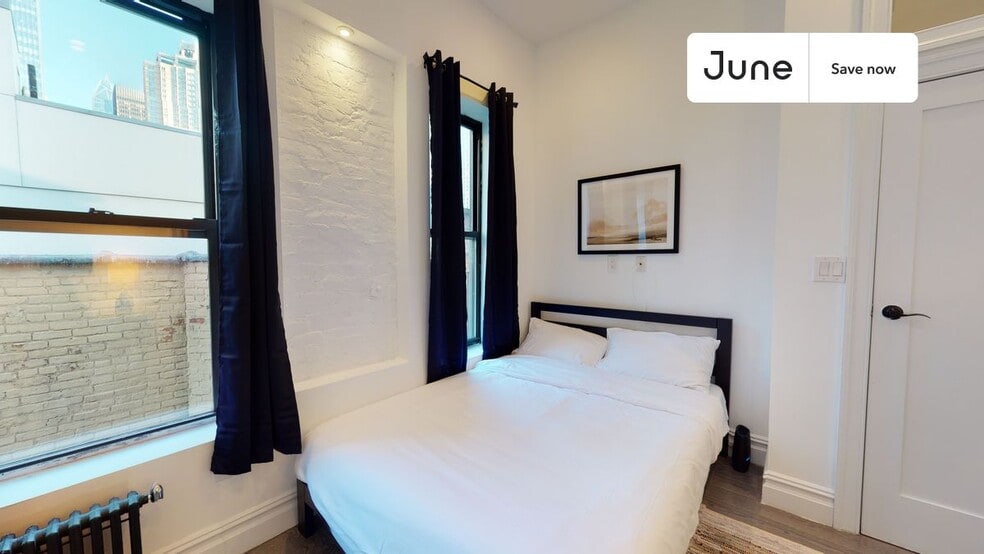 Building Photo - 824 9th Ave