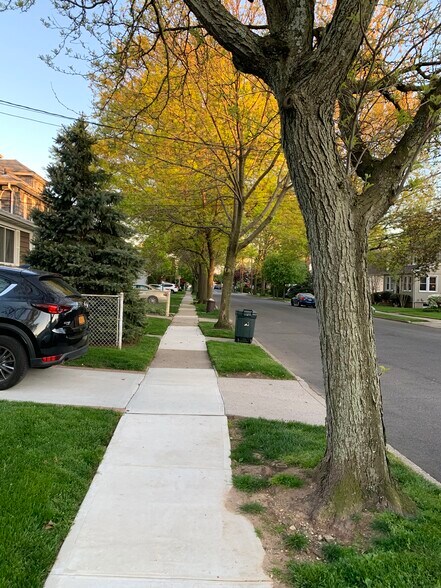 Building Photo - 57 Vanderbilt Ave