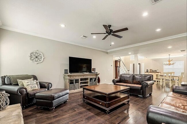 Building Photo - 5434 Chinaberry Grove