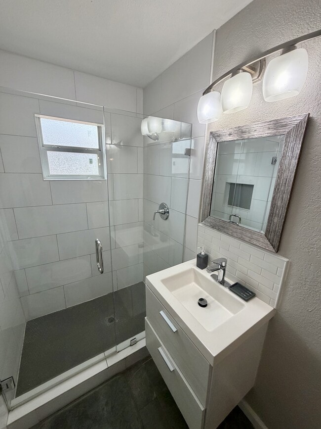 Building Photo - 514 Martin Luther King Dr