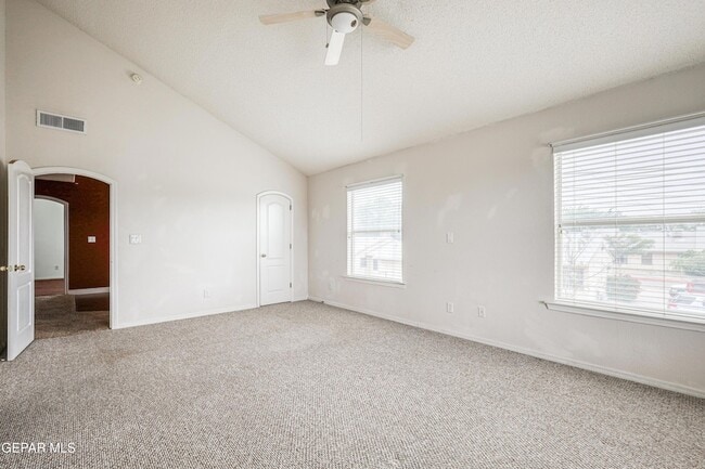 Building Photo - 4733 R L Shoemaker Dr