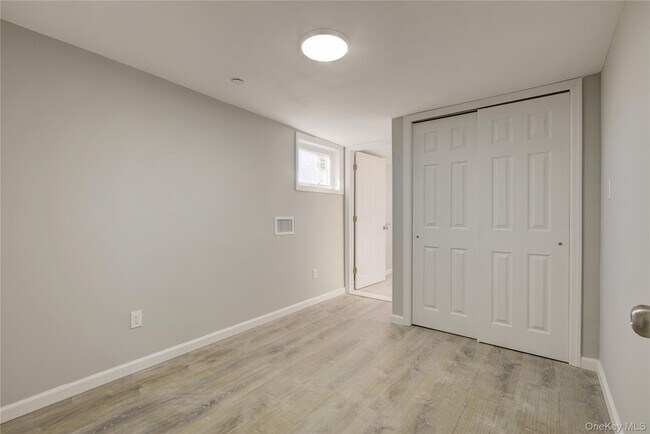 Building Photo - 46 Kentucky St