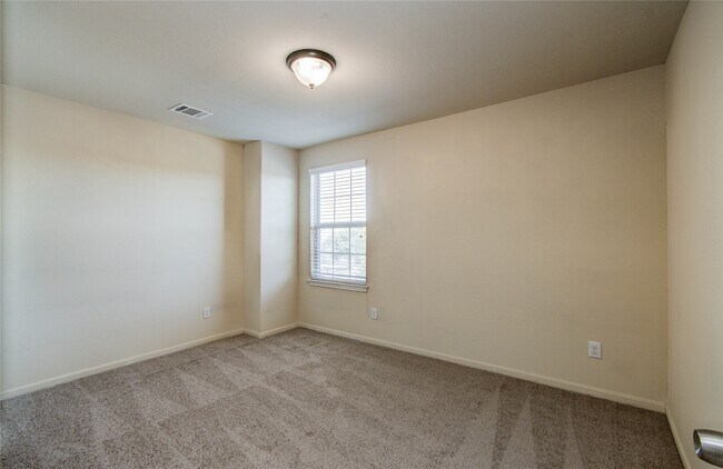 Building Photo - 23003 Black Mountain Ash Ct