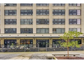 Building Photo - Popular Pearl