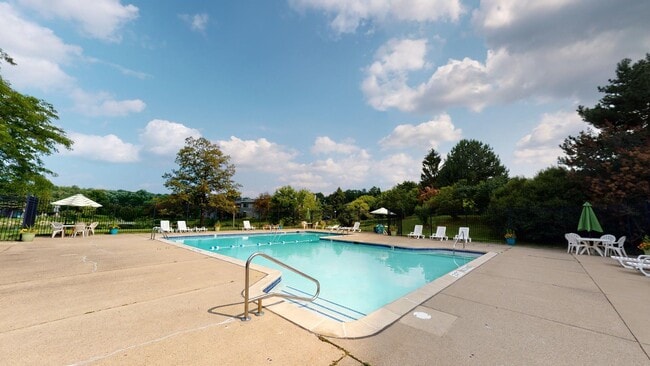 Building Photo - 773 Peninsula Ct