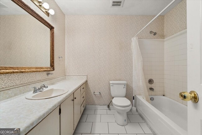 Building Photo - 360 Winding River Dr