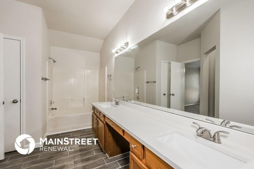 Building Photo - 2926 Cowboy Dr