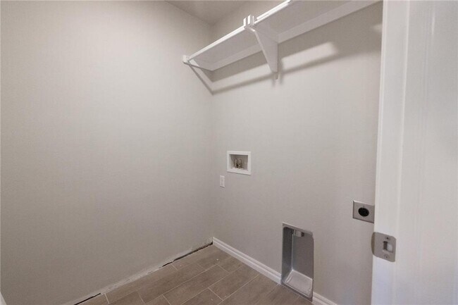 Building Photo - Luxury BRAND NEW 3 Bedroom 2 Bathroom Home...