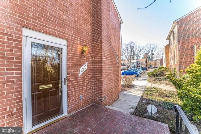 Building Photo - 3337 Contessa Ct