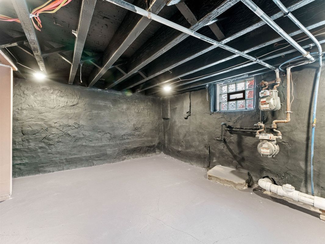 Building Photo - 1923 N 20th St