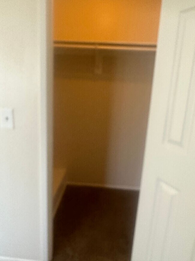 Building Photo - Charming 3-Bed/2.5-Bath Townhome with 2-Car Garage in Garden Grove