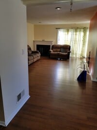 Building Photo - 42 Foxtail Ln