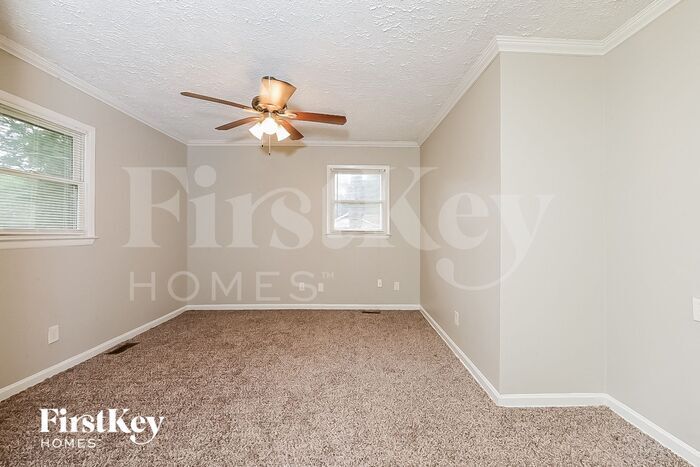 Building Photo - 6153 Continental Cir