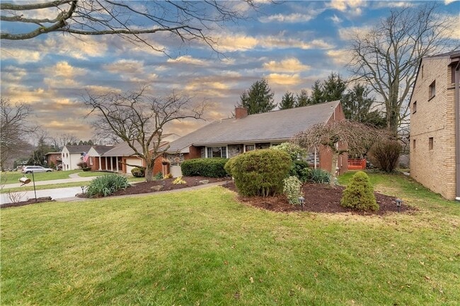 Building Photo - 1274 Folkstone Dr