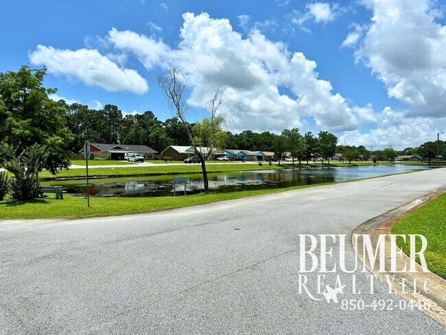 Building Photo - Adorable 3bd/2ba Home in SW Pensacola for ...