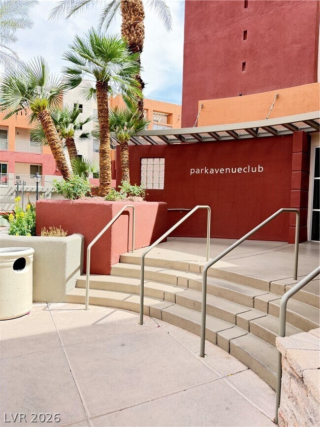 Building Photo - 87 E Agate Ave