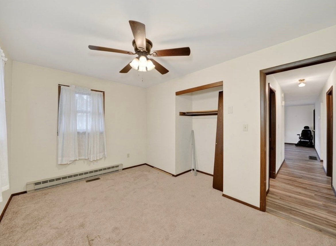 Building Photo - 426 S Wilbur Ave