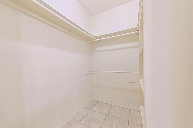 Building Photo - 1410 Osborne Dr