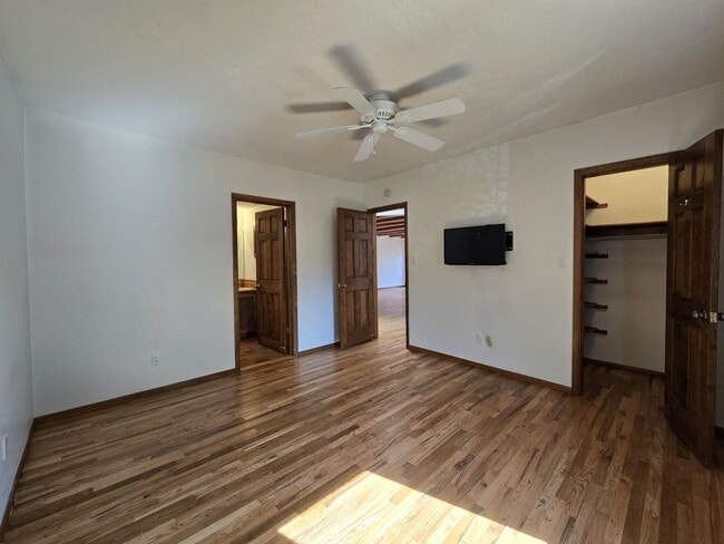 Building Photo - 602 Griffin St