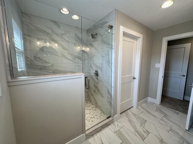 Building Photo - 7221 Sassafras Wy