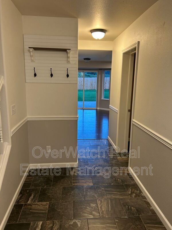 Building Photo - 10651 Concord Hill Cir