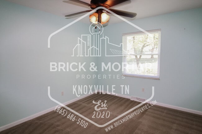 Building Photo - 3201 Brooks Ave