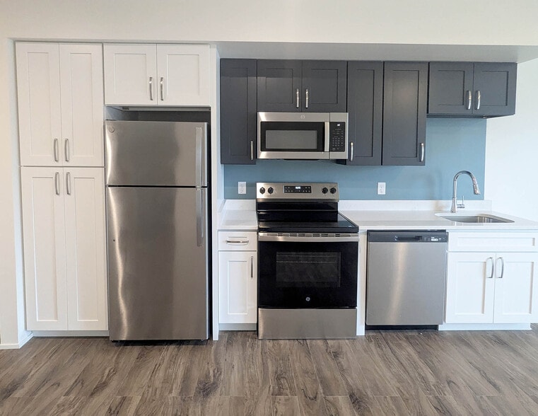 Primary Photo - Arts Senior Apartments