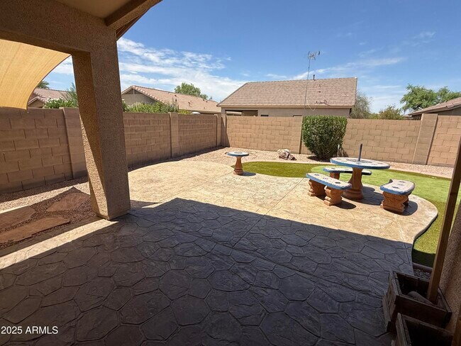 Building Photo - 12732 S 175th Dr