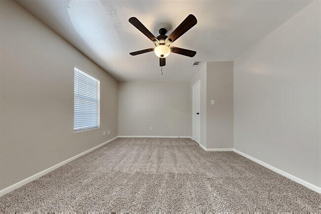 Building Photo - 2722 Little Caney Way, Conroe, TX 77301 - ...