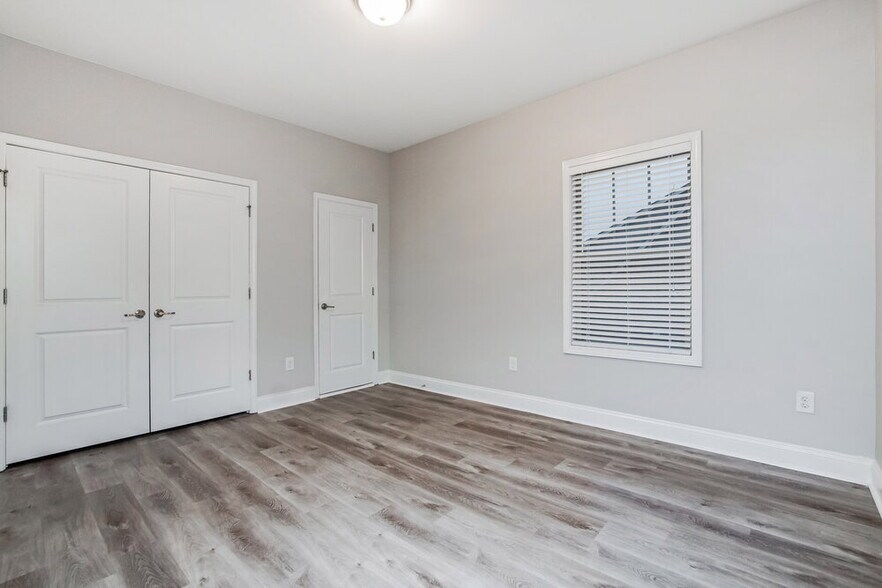Building Photo - 108 Heathwood Dr