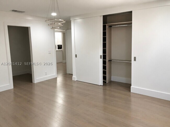 Building Photo - 23115 Barwood Park Ln