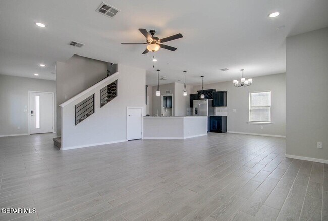 Building Photo - 916 Mormon Tea Dr